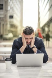 confusion entre être et faire